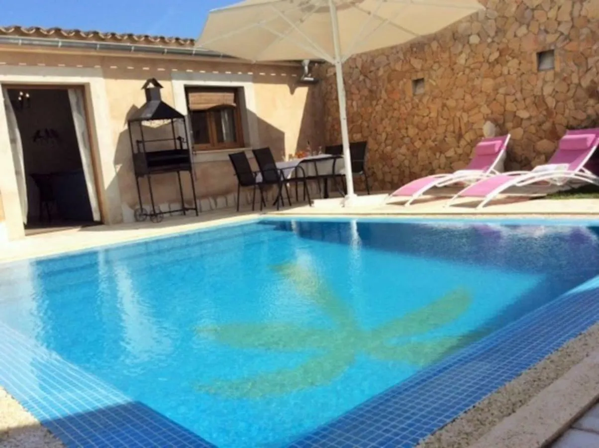 Can Botellas Petra  Holiday home