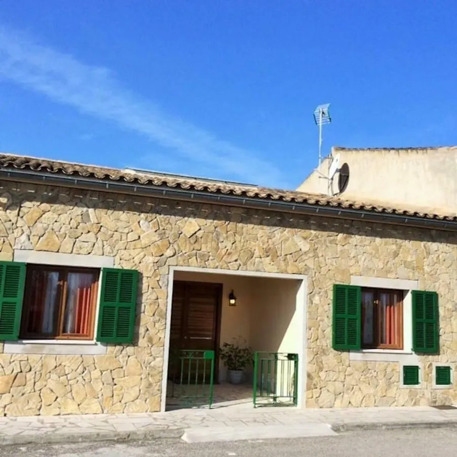 Can Botellas Petra  Holiday home